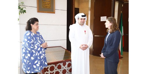 زراعة شجرة الصداقة الكويتية ـ البريطانية بحديقة المكتبة الوطنية 1230184 2