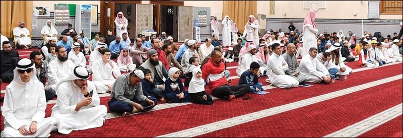 هنيئاً لأهل القرآن 11 وصف الصورة