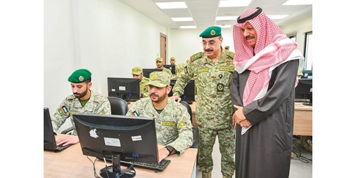 نائب رئيس الحرس الوطني تفقّد مركز الحاسوب واللغات: تقديم الدعم الكامل لتأهيل المنتسبين 1230501 1