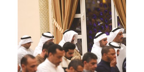 جموع المصلين أحيوا أولى الليالي الوترية من العشر الأواخر 1231156 5