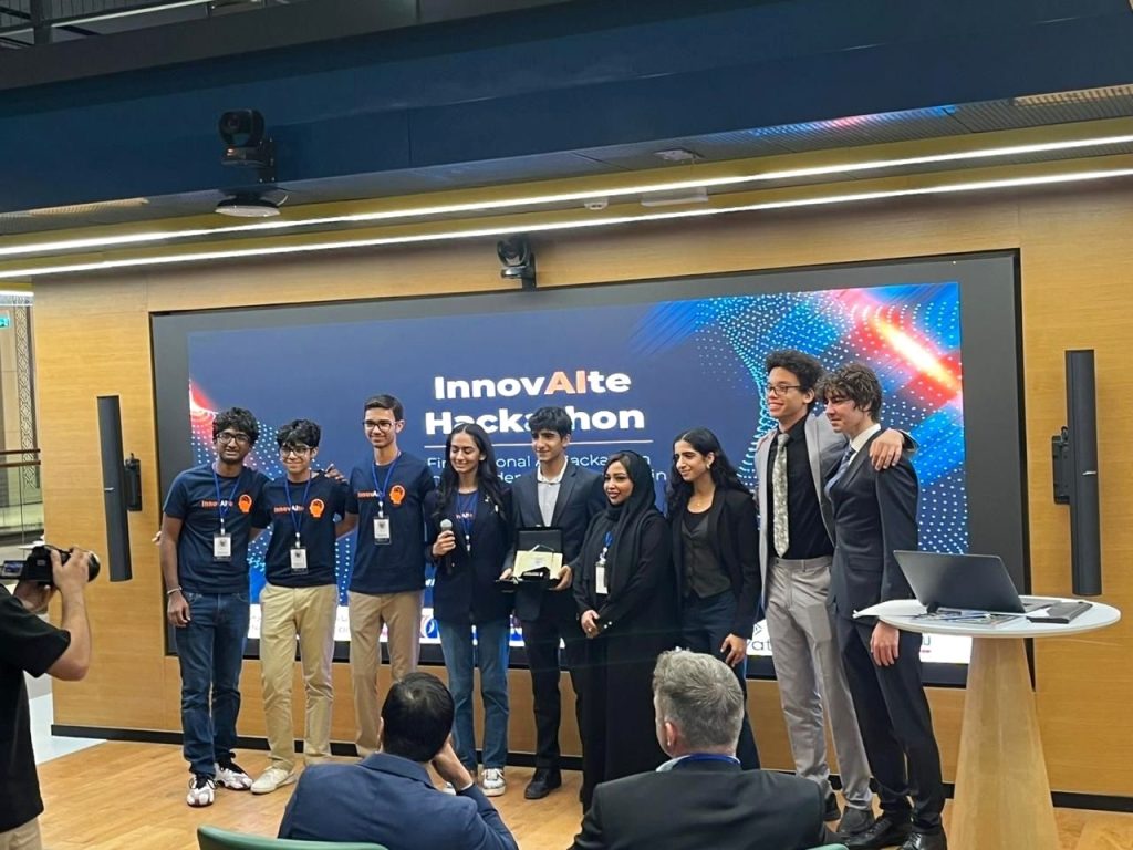 «هاكاثون InnovAIte» يحفز روح الابتكار لدى الطلبة 1709693544 image