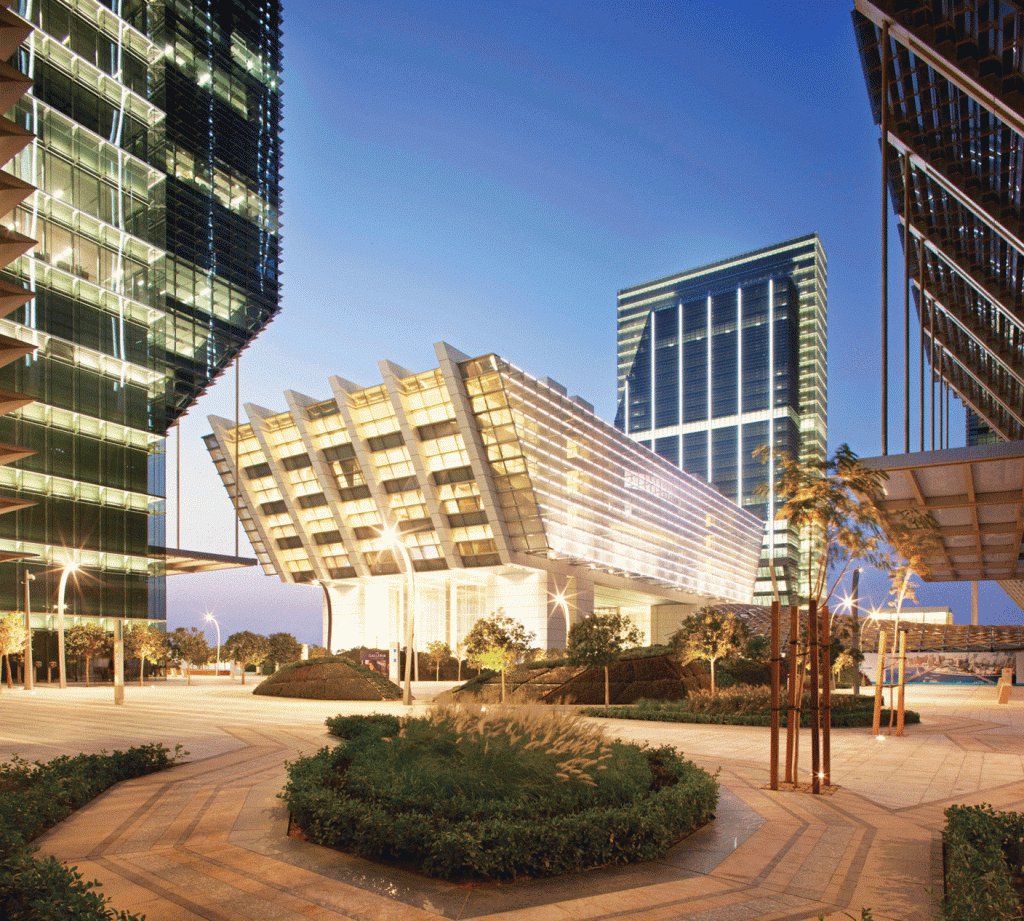 شراكة استراتيجية بين مركز كيغالي المالي وسوق أبوظبي العالمي 1710202031 image