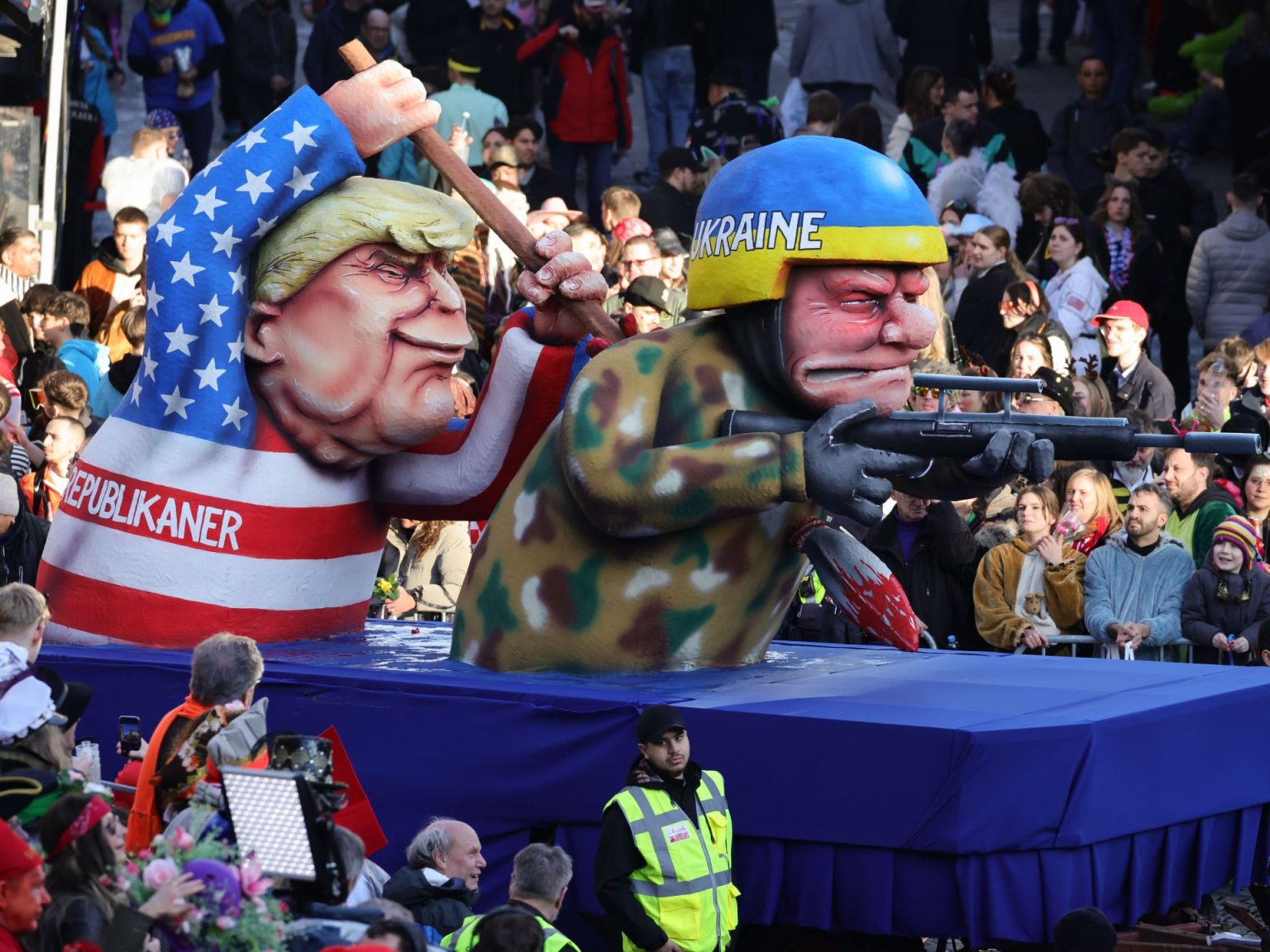 2005335577 1710076717