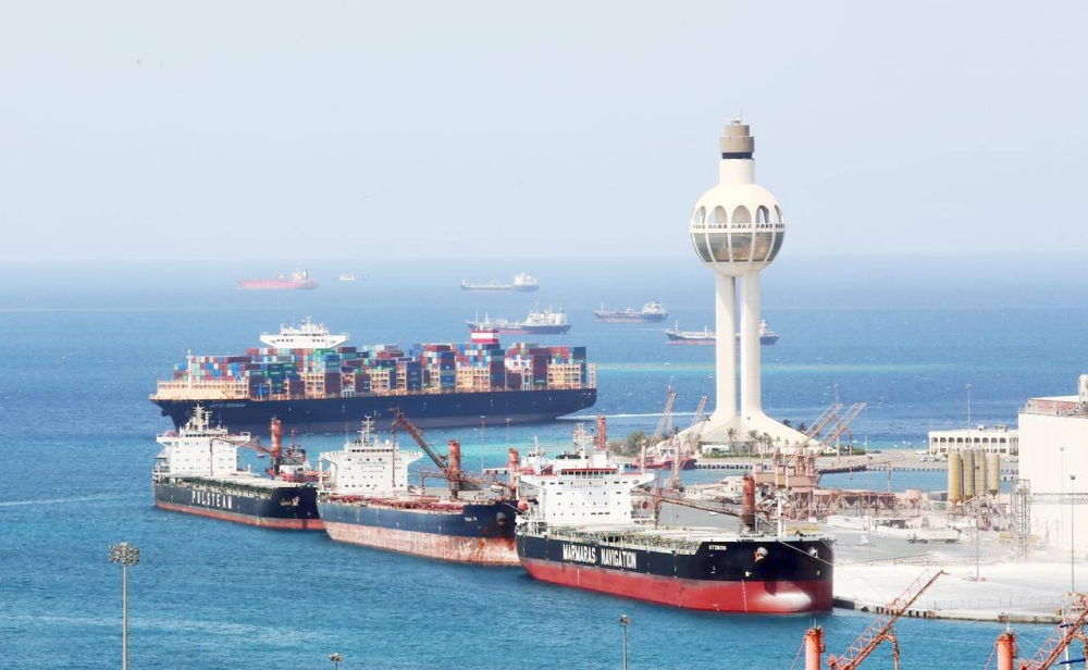 «الموانئ»: 4 شروط لتخزين البضائع الخطرة 2366957