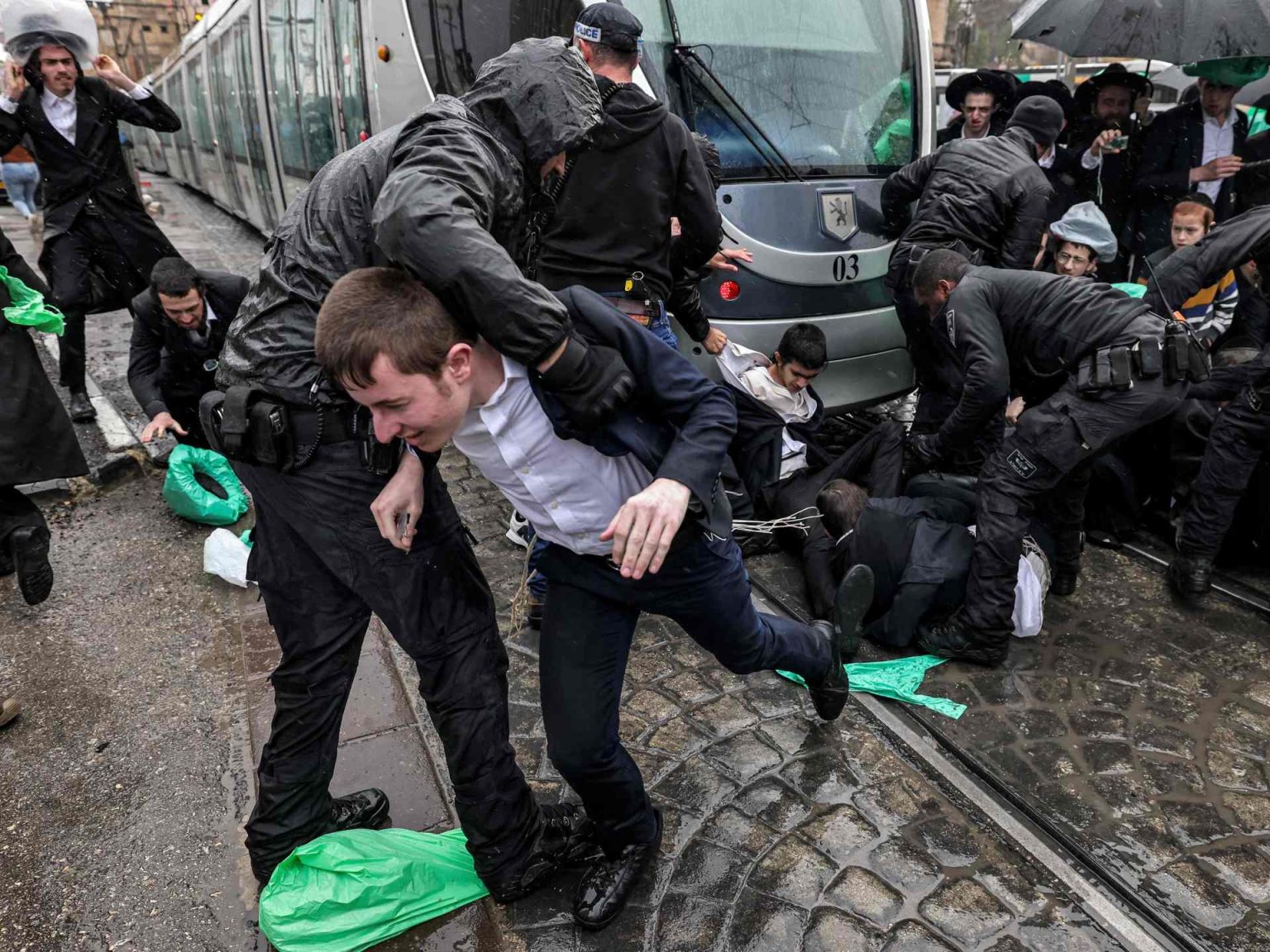 doc 34lv3f2 1710782830