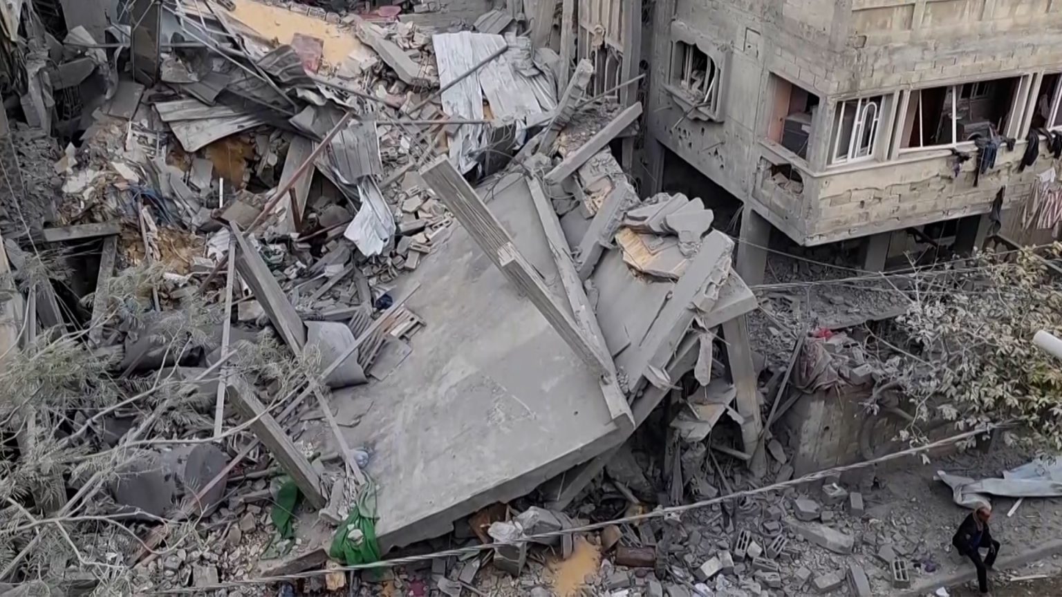 تقرير للأورومتوسطي يوثق استمرار انتهاك إسرائيل قرار “العدل الدولية” image 1711374459