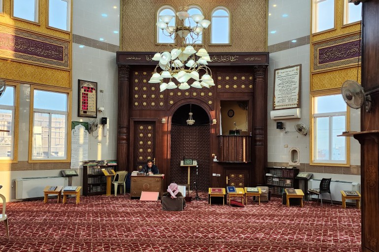 مسجد المسيح عيسى بن مريم في الأردن.. أصالة التعايش الديني 2 مسجد عيسى بن مريم .. الجزيرة من الداخل
