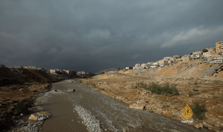 سيل الزرقاء صرف 1710849656