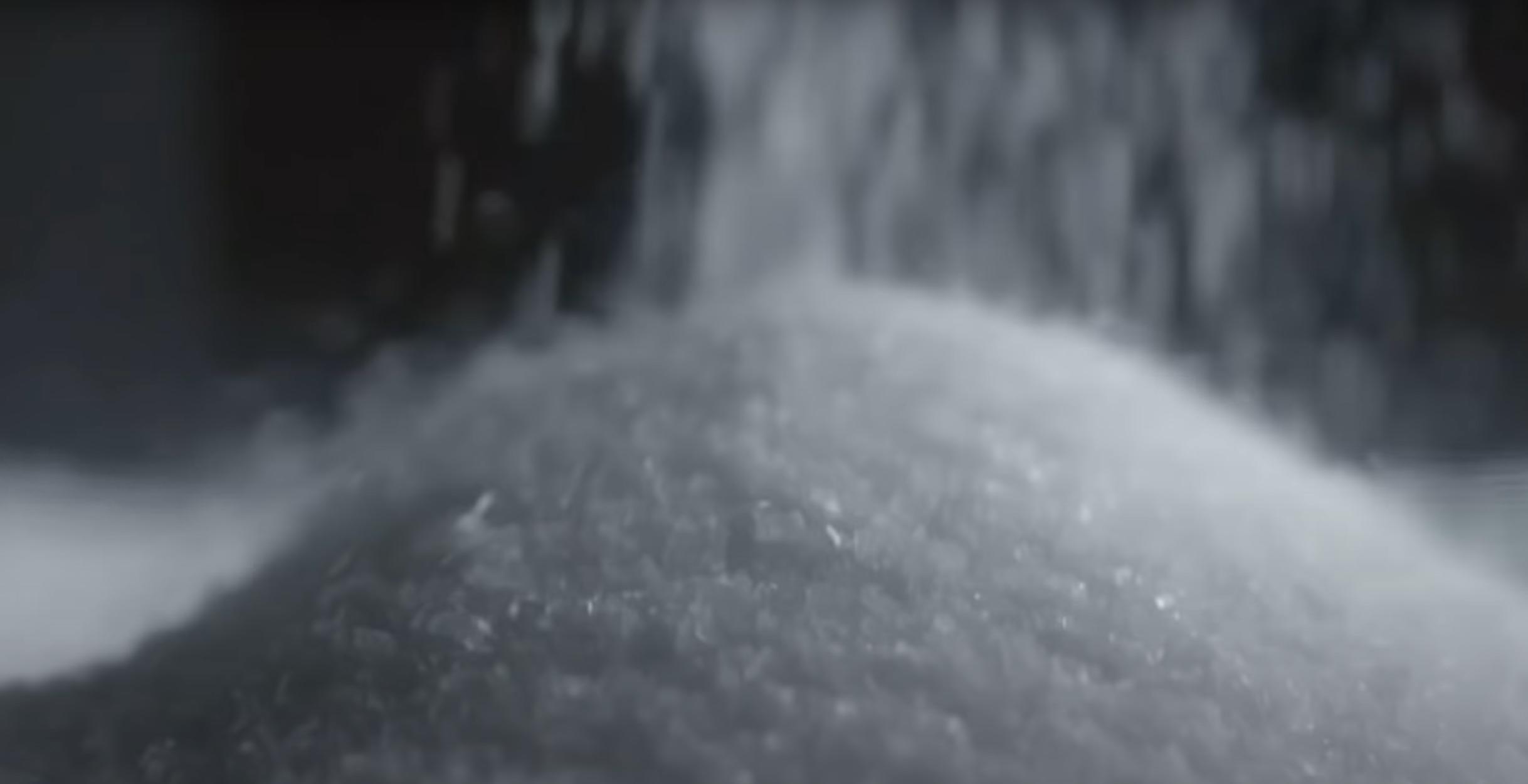 “رشة ملح”.. أساطير الأعجوبة البيضاء التي حيرت العلماء وفتنت الناس 1 ملح1