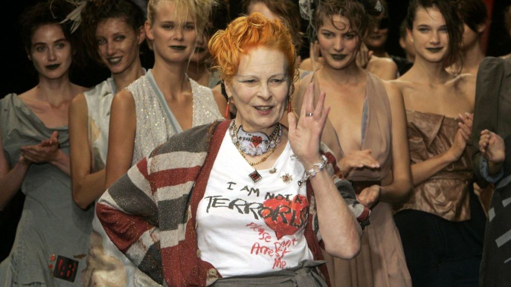 هل ترغب في الحصول على قطعة من خزانة ملابس Vivienne Westwood الشخصية؟ 1200x675 cmsv2 4ebad500 8cf4 5e80 bd08 f7b19a590987 8393196