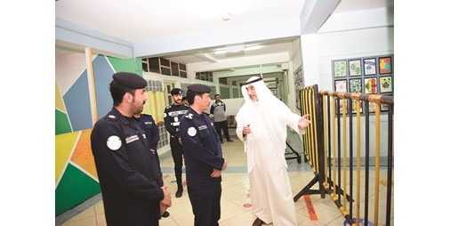 وزير الداخلية تفقّد عدداً من لجان الاقتراع لانتخابات مجلس 2024 1231612 1