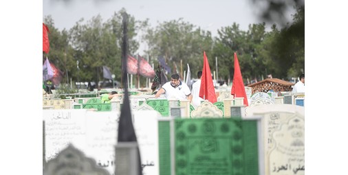 زيارة المقابر في العيد.. وفاء لأحباب رحلوا 1232440 1