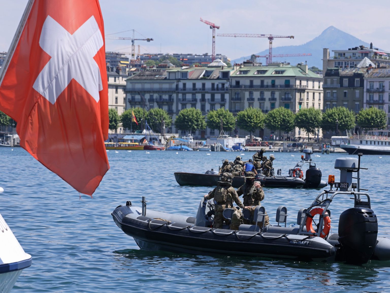 1323679788 1712780305