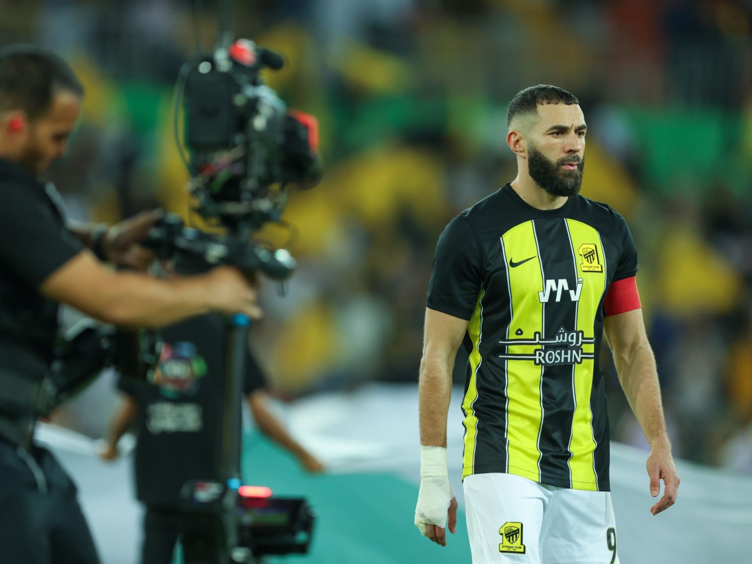 1640429285 1694012663