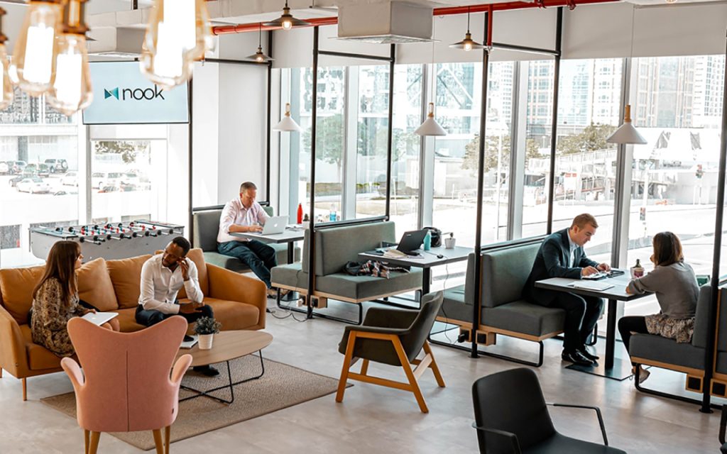 دبي الوجهة الثالثة عالمياً للبدء بوظيفة جديدة 1713128146 image