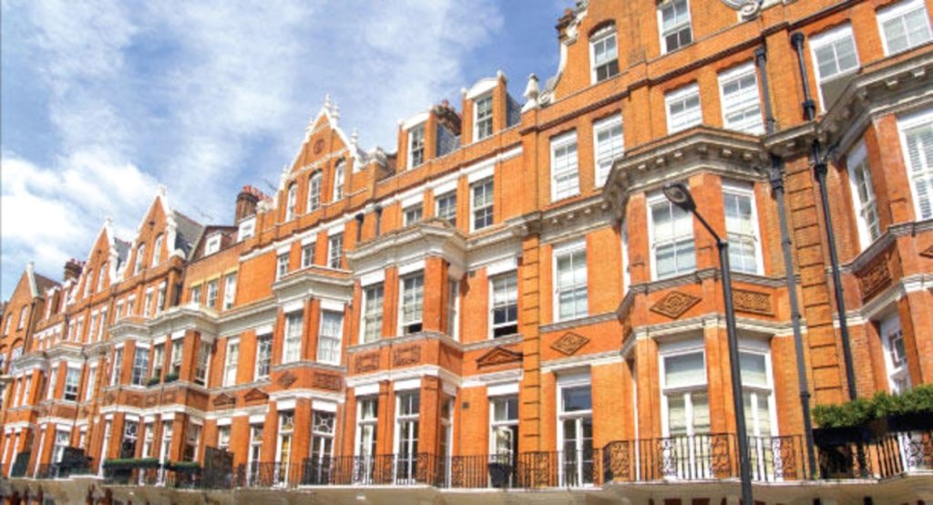 ارتفاع مطالبات أضرار المناخ يؤرق شركات تأمين المنازل بالمملكة المتحدة 1713485599 image