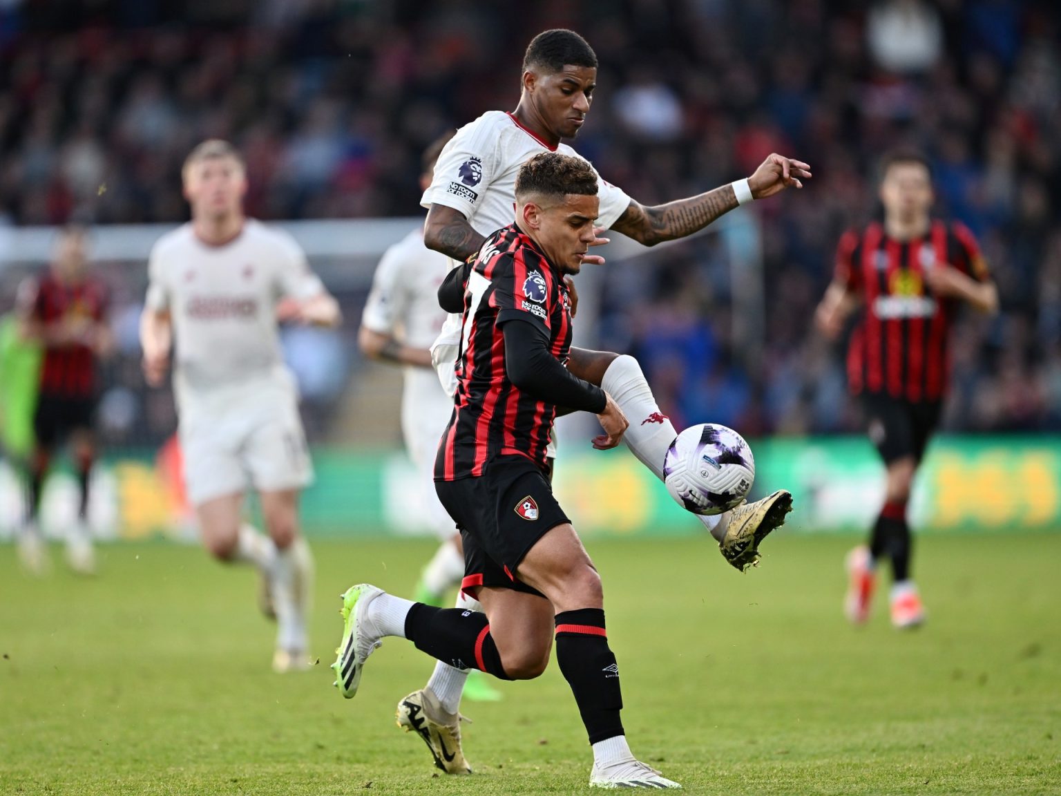 مانشستر يونايتد يتعادل بشق الأنفس مع بورنموث 2148533166 1713036944