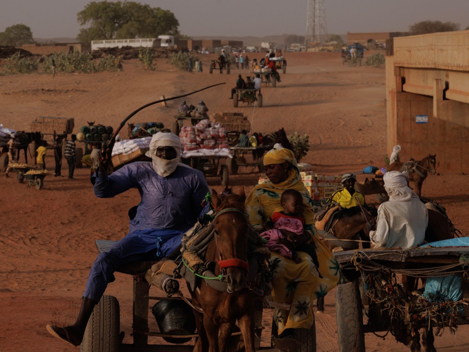 2150183262 1714138332