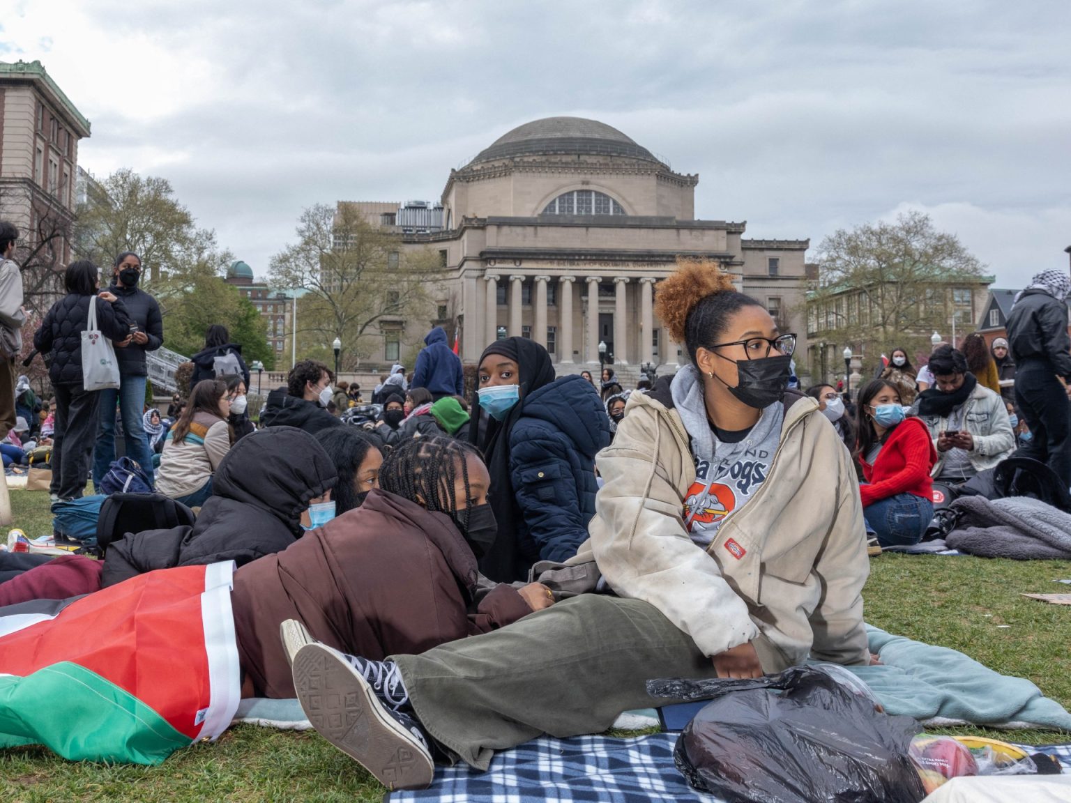 استنفار بالبيت الأبيض بسبب حراك طلابي في جامعة كولومبيا دعما لغزة 3 2 1713770253