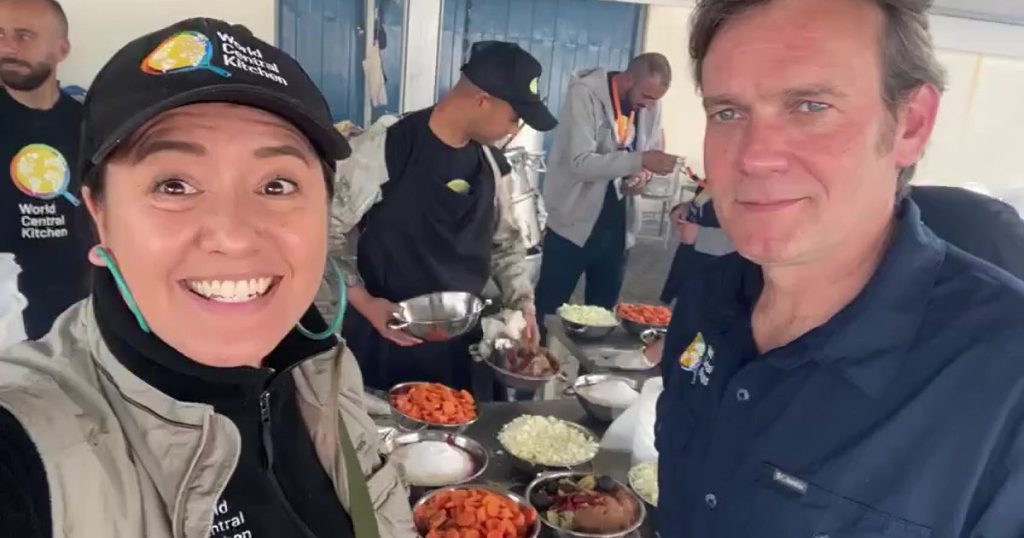 غضب ودعوات دولية للتحقيق بقصف قافلة “المطبخ العالمي” بغزة 34161732 1712078033