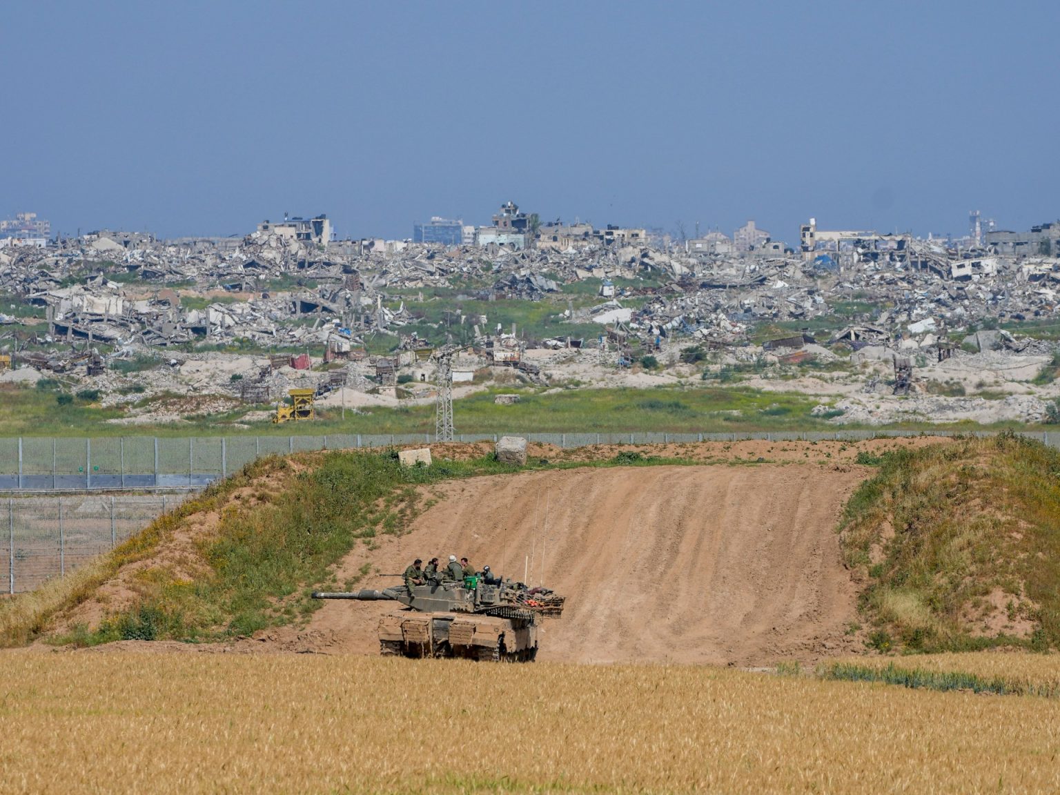 AP24094365865373 1713804289