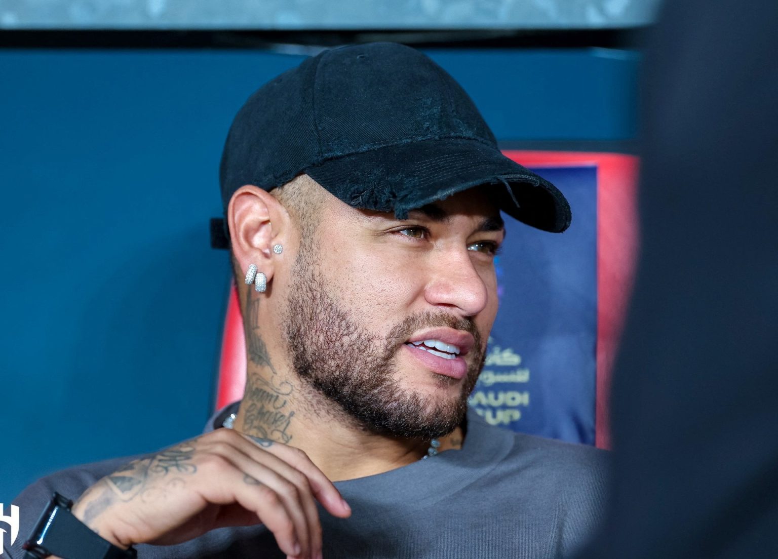 RC2X37AWPXG3 1712823159