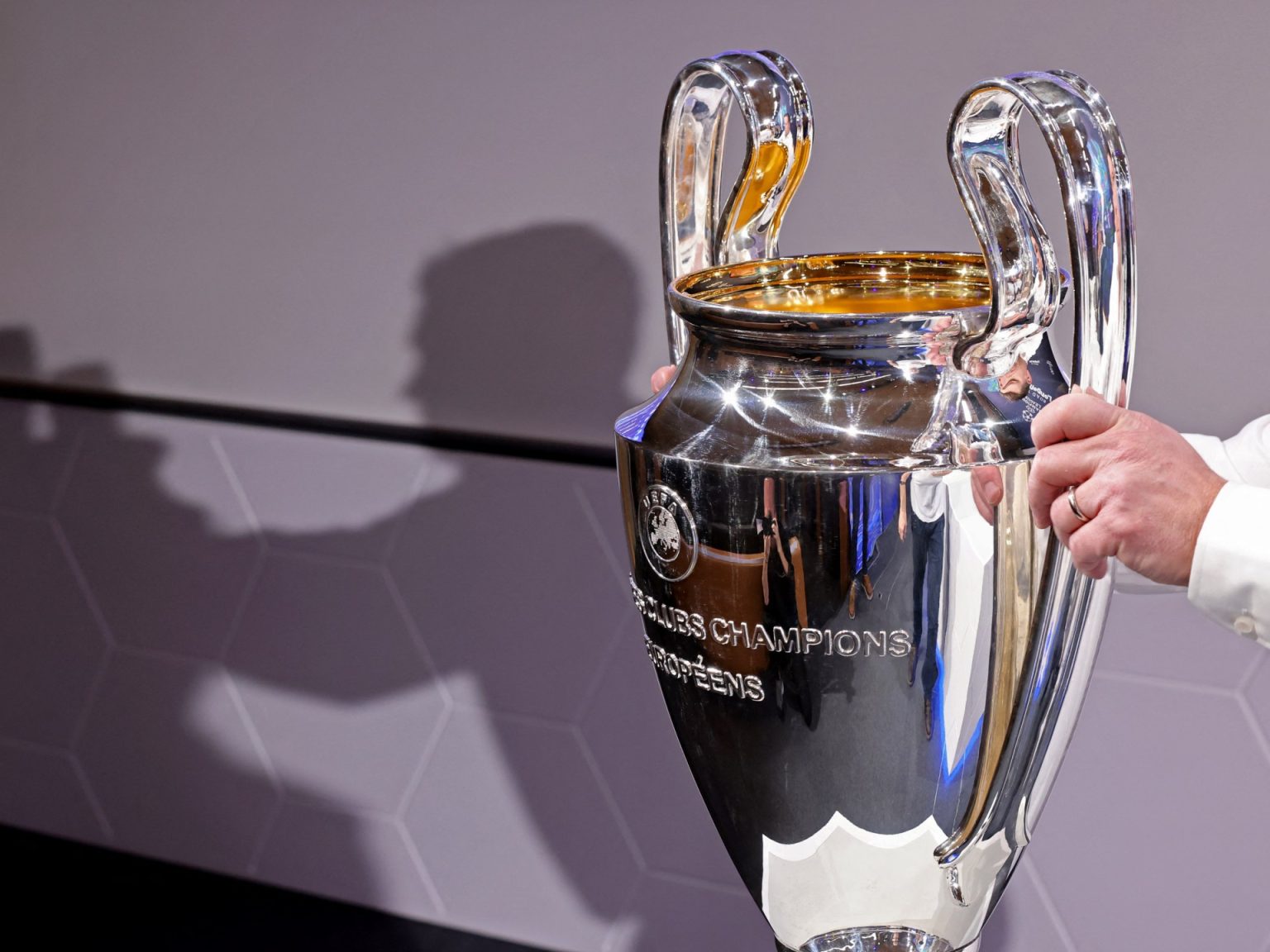 UP1EJCI0VWJ30 1710500118