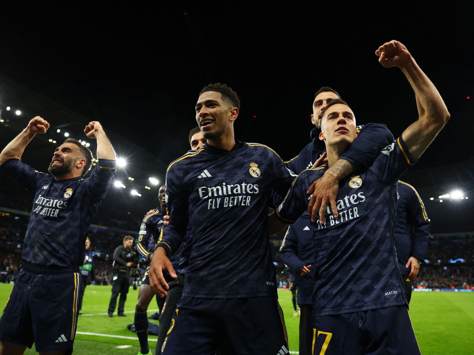 شاهد.. ريال مدريد يجرد مانشستر سيتي من لقبه ويتأهل لمواجهة بايرن في قبل نهائي دوري أبطال أوروبا UP1EK4H1P4EIZ 1713391568