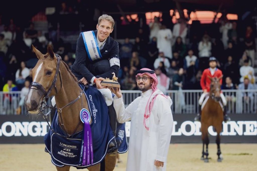 ajel2F2024 042Ff303dc44 ee3a 45eb aa6b a29bcc41076f2FGLZEZE5WgAAgi6h