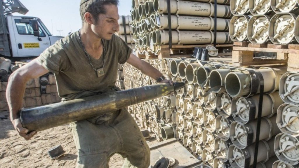 إنفوغراف.. أكبر مشتري الأسلحة من إسرائيل eec02a90 72da 4e35 8ac0 915bdd162399