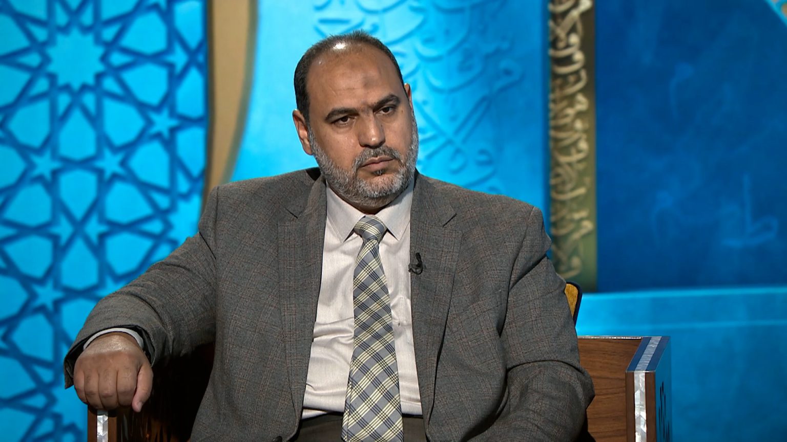 الدكتور محمد الخطيب يشرح سر الإيقاع وإعجاز الفواصل في الآيات القرآنية image 1712225041