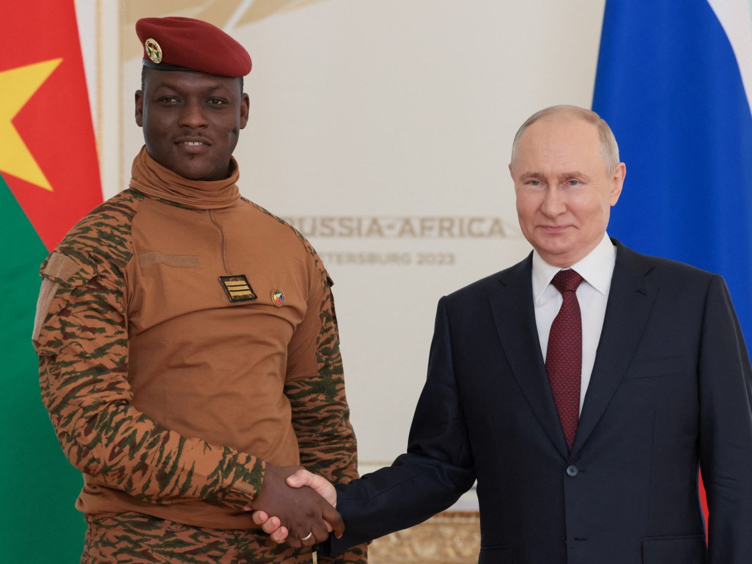 putin traore 1713705847