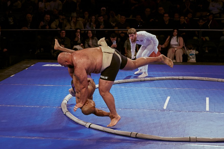 sumo wrestlers champion oosuna sandstorm 80039812