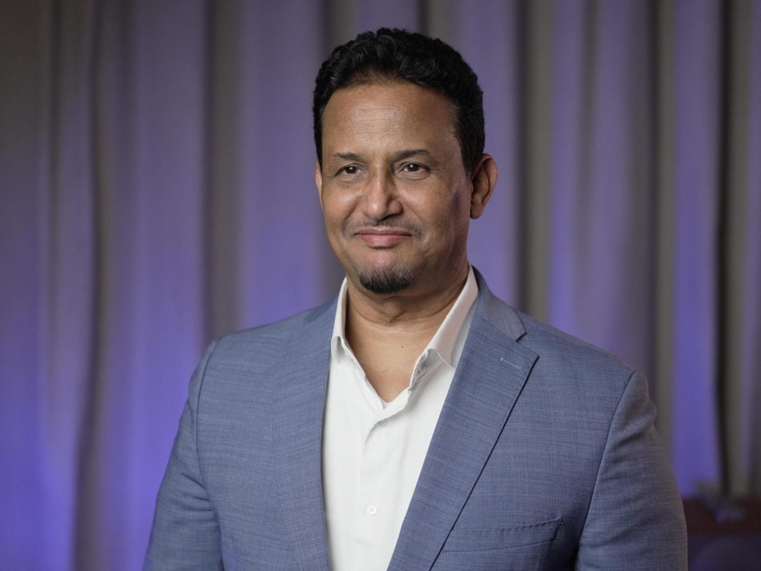 عبر مقال بالجزيرة نت.. كاتب موريتاني يتقدم بمبادرة لإطلاق سراح أسرى باليمن يقل 1709804990