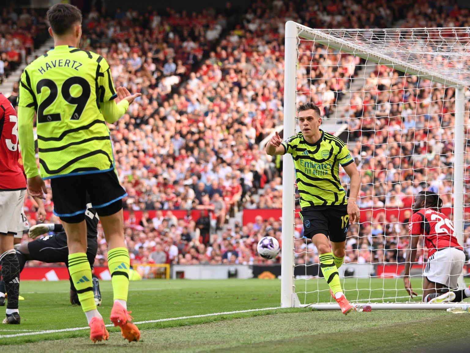 2152608887 1715534555