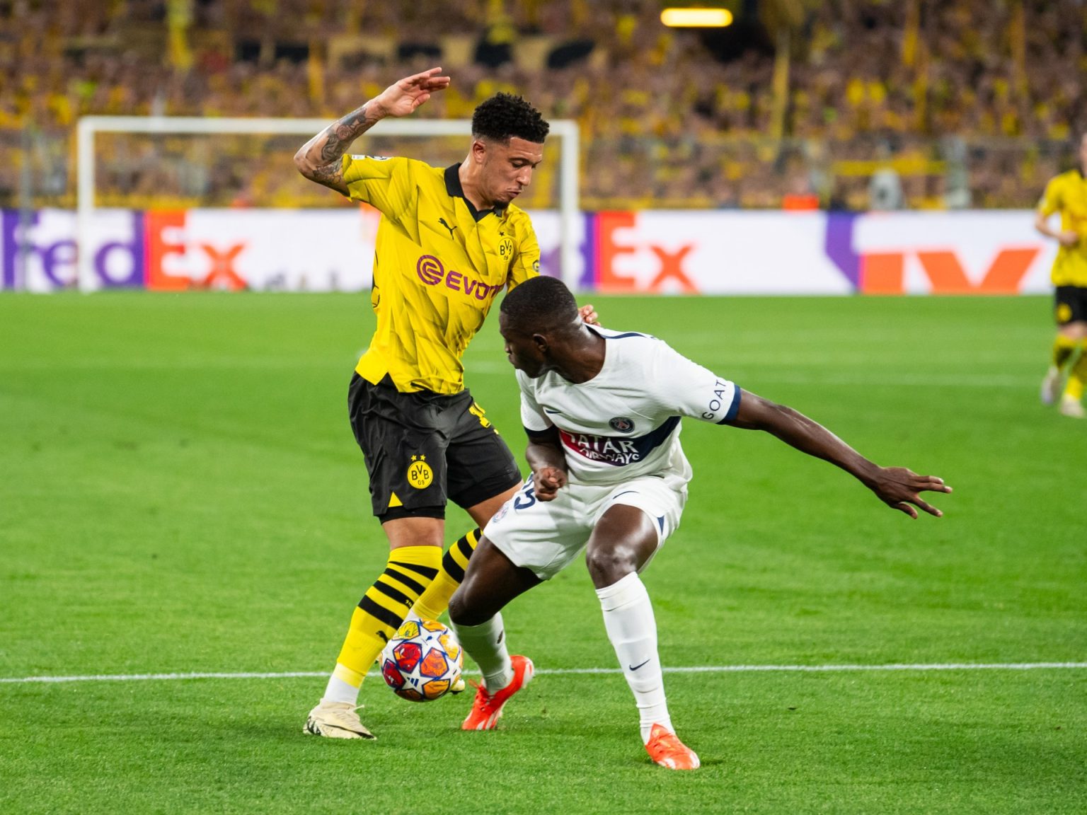 سانشو يحاكي إنجاز ليونيل ميسي في دوري أبطال أوروبا 34436313 1714661868