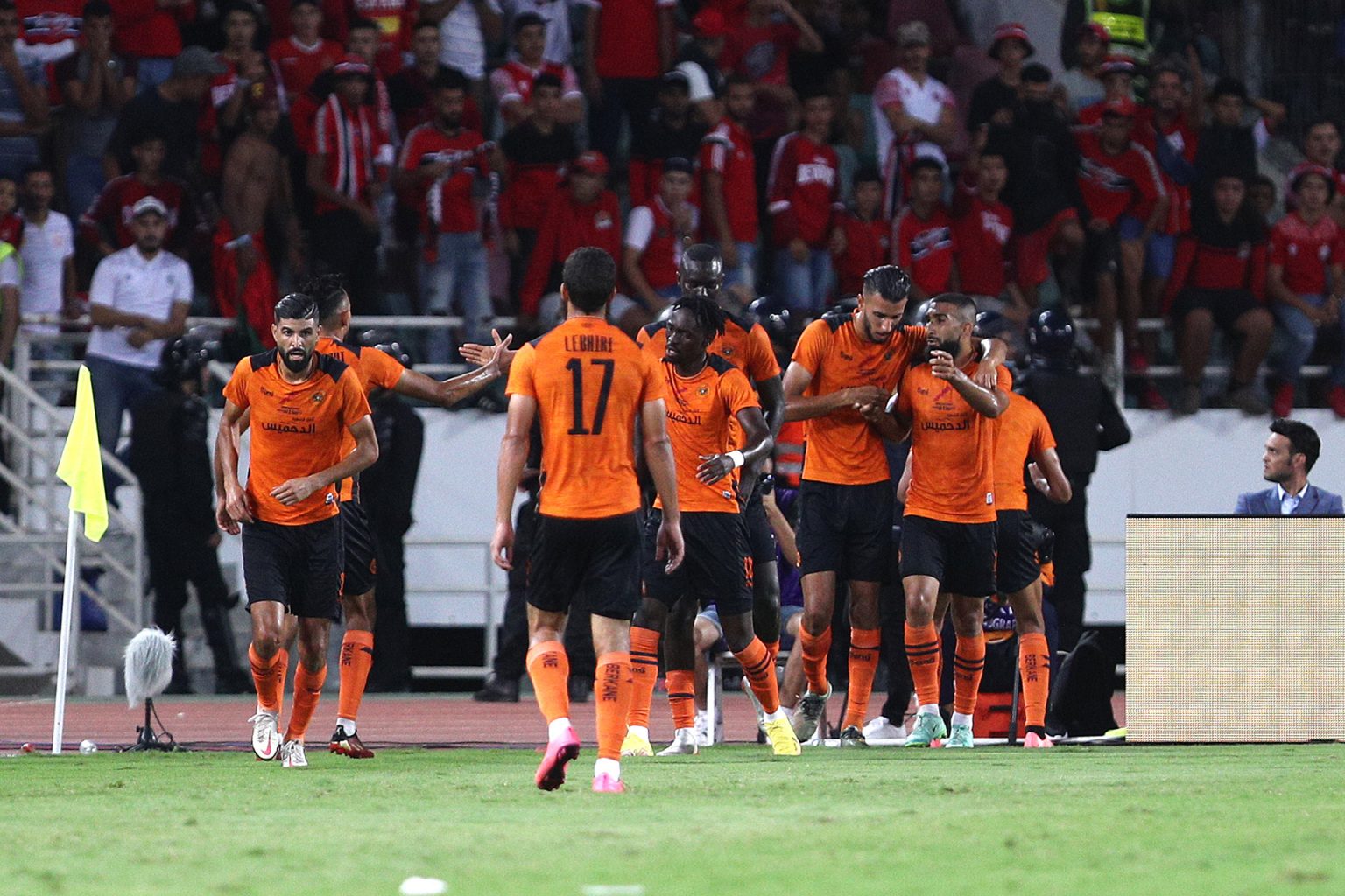 الكاف يحسم الجدل ويعلن تأهل نهضة بركان لنهائي الكونفدرالية FcUnFRTXoAM6fzt