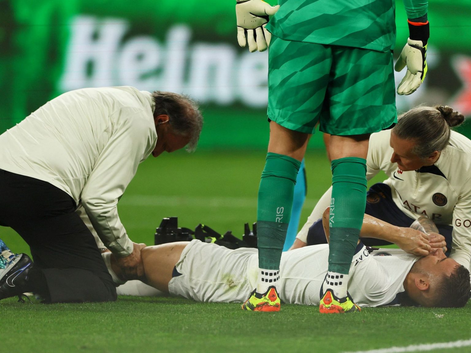 منتخب فرنسا يخسر جهود لوكاس هيرنانديز في يورو 2024 UP1EK511LX824 1714680546