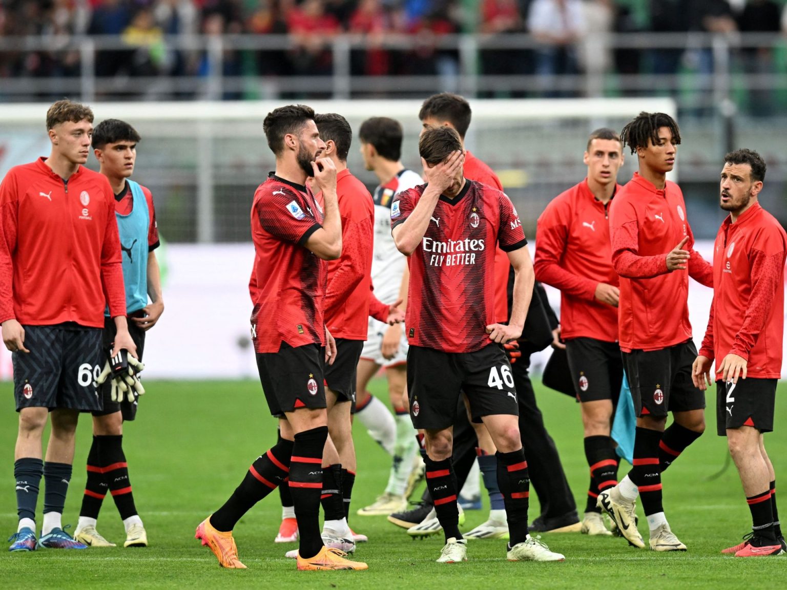 ميلان يسقط في فخ التعادل بنيران صديقة والتعادل يحسم قمة روما ويوفنتوس UP1EK551E1WN1 1714936328