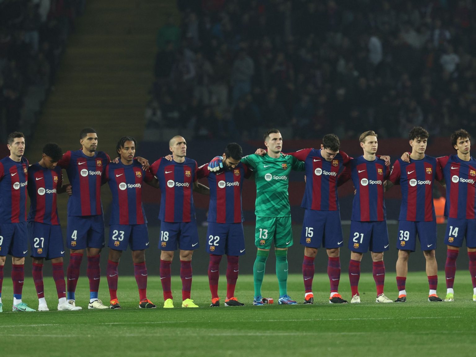 هل يندم برشلونة للإبقاء على تشافي رغم الموسم الصفري؟ doc 34gz6v9 1706383822