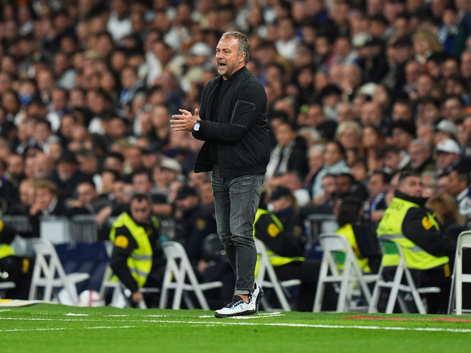 فليك مدرب برشلونة ملك المباريات النهائية 2181225525 1730837113