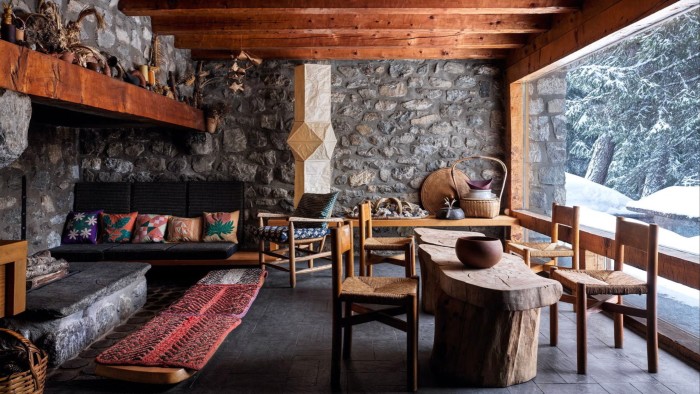 يبحث مصممو الأثاث عن الإلهام في جبال الألب https3A2F2Fd1e00ek4ebabms.cloudfront.net2Fproduction2Fda789642 337a 4d5c bb36 8cfbf65ccc63