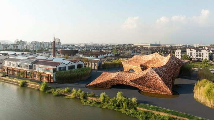 متحف الفخار الصيني الجديد عبارة عن عمل فذ من الطين https3A2F2Fd1e00ek4ebabms.cloudfront.net2Fproduction2F4d776677 3d30 45f8 8056 71c7b426726c