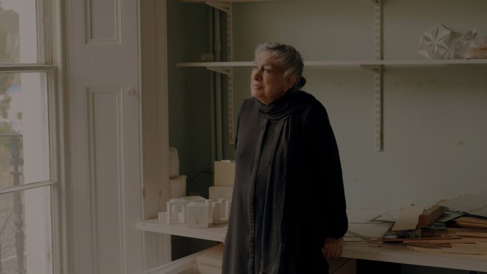 ياسمين لاري رائدة العمارة الحافية https3A2F2Fd1e00ek4ebabms.cloudfront.net2Fproduction2F5c827f87 d2a5 40e2 a8e7 2c573d01833f