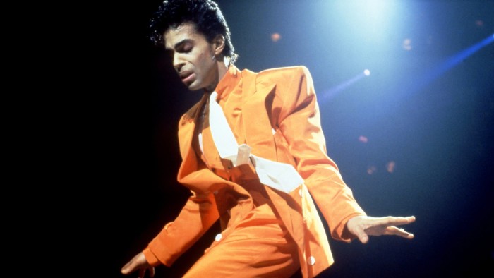 قبلة – كيف أعطى برينس نجاحه عام 1986 https3A2F2Fd1e00ek4ebabms.cloudfront.net2Fproduction2F1b7d3fb7 4931 41ed aa82 ac97fd2318e2