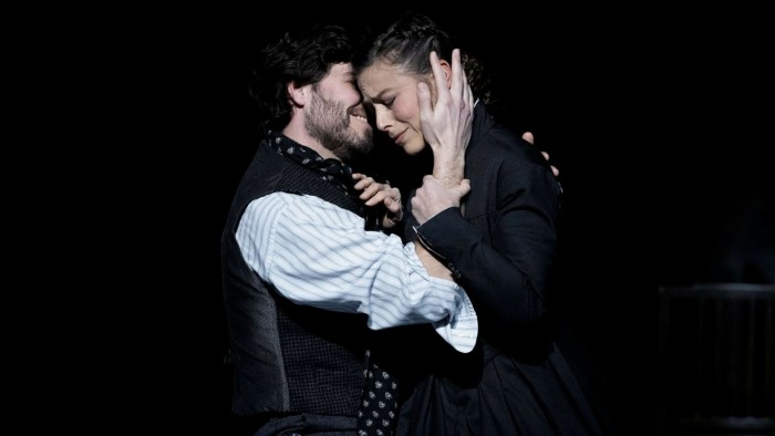 خمس نجوم لجنوفة الأوبرا الملكية – طنجرة الضغط للعاطفة https3A2F2Fd1e00ek4ebabms.cloudfront.net2Fproduction2F92e85b3f 6633 4fb9 baad cc82c31d9b68