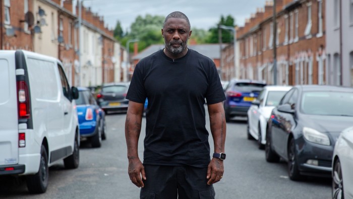 إدريس إلبا: المراجعة التليفزيونية لأزمة جرائم السكاكين – يبحث مستند بي بي سي في عنف الشباب في المملكة المتحدة https3A2F2Fd1e00ek4ebabms.cloudfront.net2Fproduction2Faf6a8e4e 2f57 40f6 8657 a33e3a9a7a38