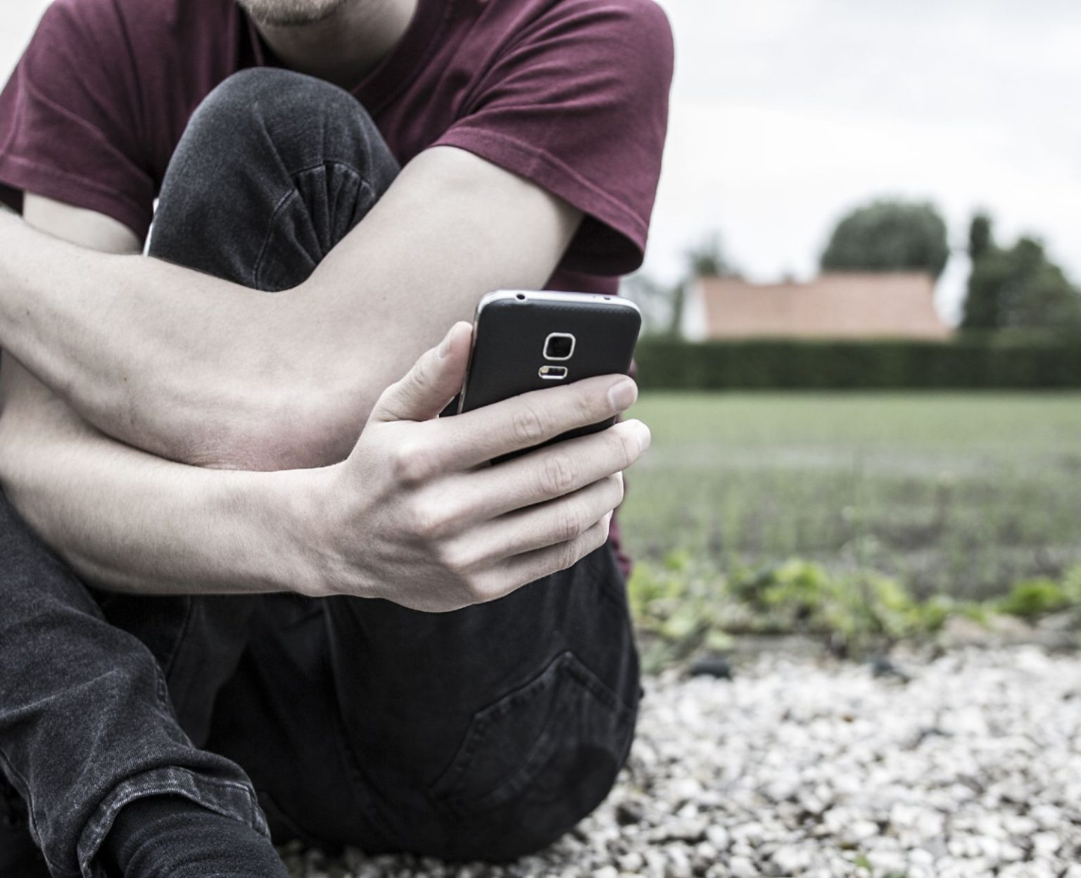 دراسة علمية تحذر: “الثرثرة” كثيراً مع “شات جي.بي.تي” قد تورطك في علاقة حب معه 1745133830 image