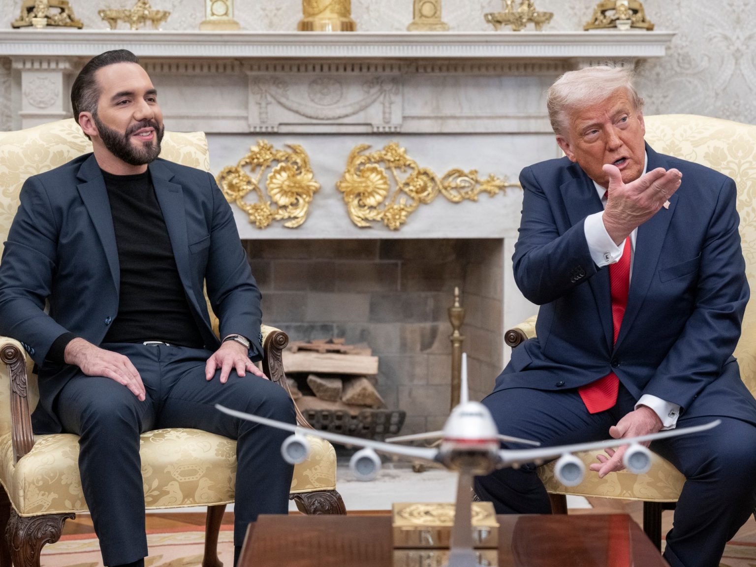 رئيس السلفادور يعرض تبادلا للسجناء مع فنزويلا 1745224869 12969837 1744694936