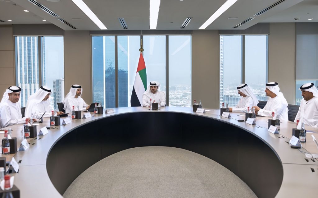 مكتوم بن محمد يؤكد أهمية التطوير المُستدام للمنظومة الضريبية 1745942872 image